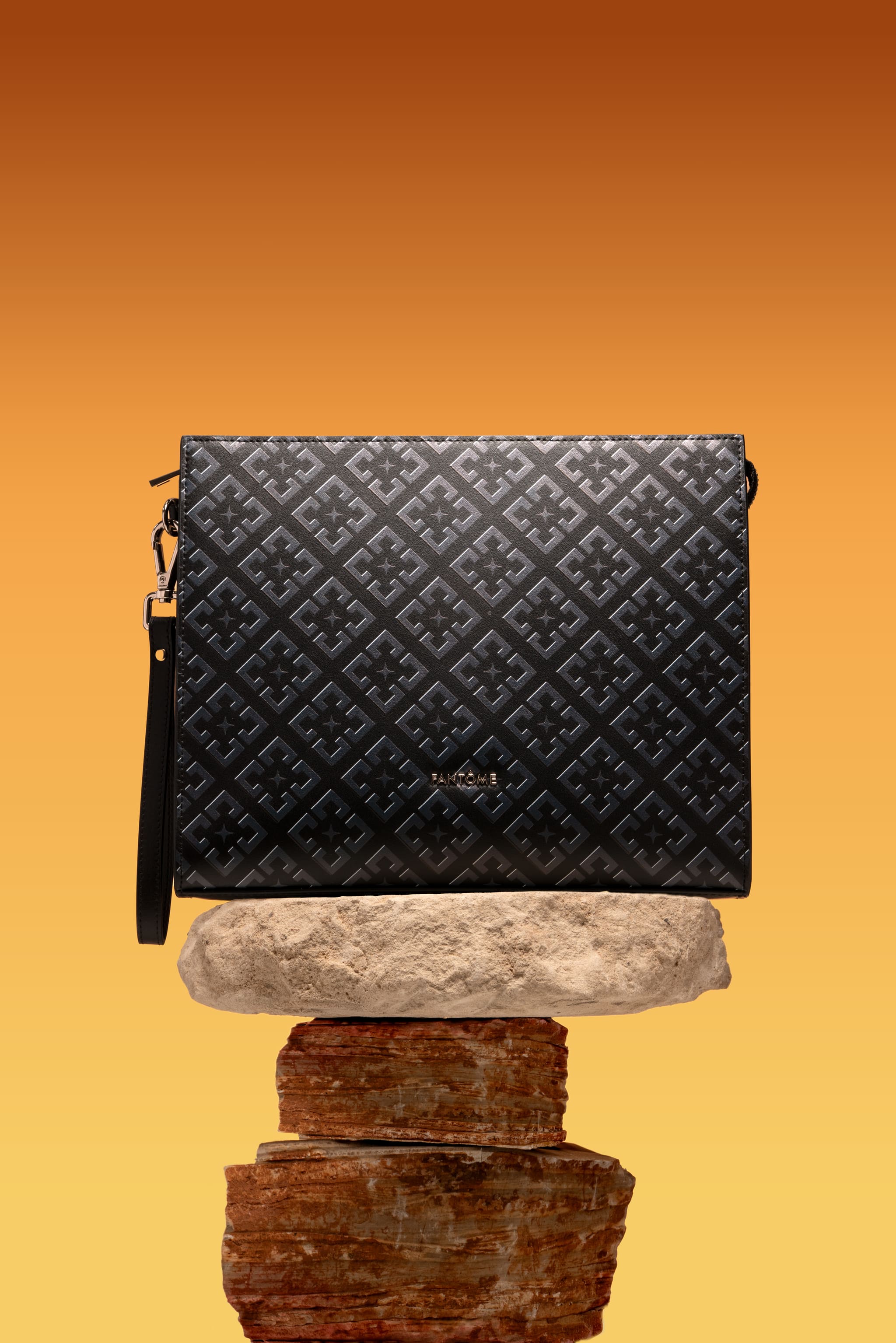 MONOGRAM POCHETTE